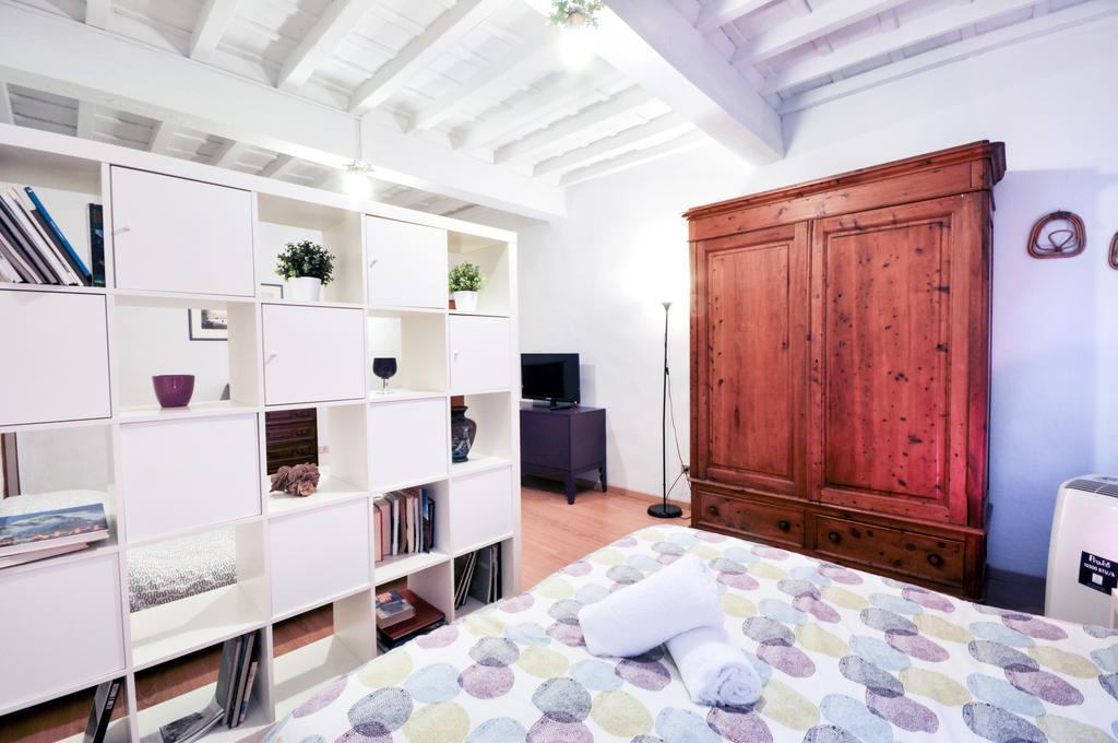 Uffizi Apartment Флоренция Экстерьер фото